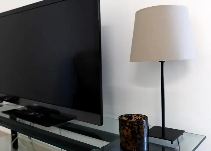 Henniina V Pakkahuone Ii - Center - Free Parking Apartamento